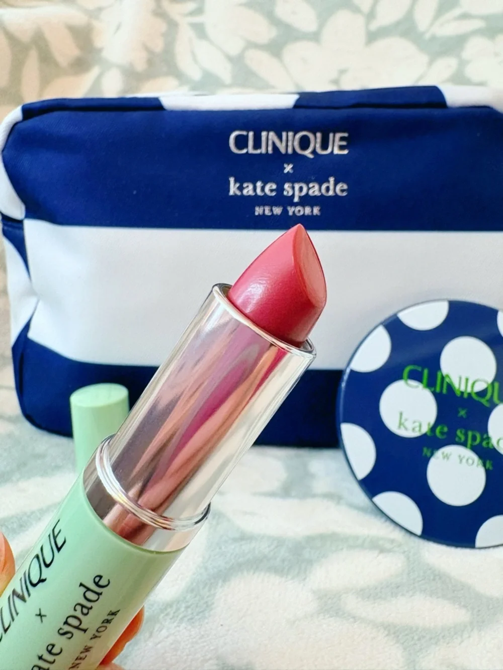 Kate Spade x Clinique Travel Pouch, Mirror, and Lipstick Beauty Bundle 💋✨ NWOT!